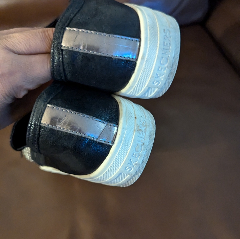 Skechers  shoes for women size 7.5 - Picture 3 of 7